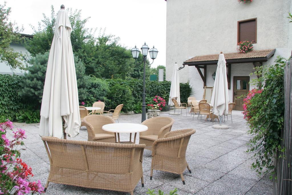 Albergo Garni Cavento ปินโซโล ภายนอก รูปภาพ