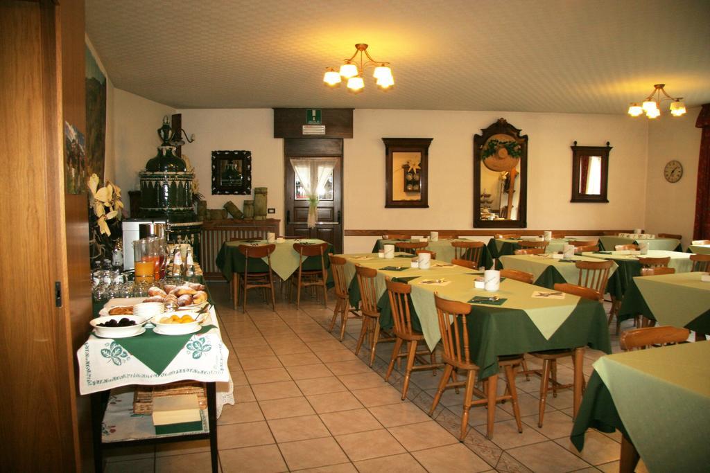 Albergo Garni Cavento ปินโซโล ภายนอก รูปภาพ