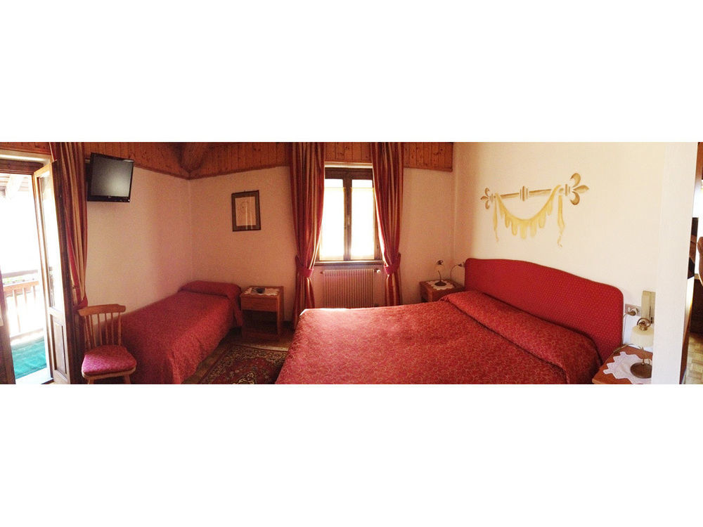 Albergo Garni Cavento ปินโซโล ภายนอก รูปภาพ