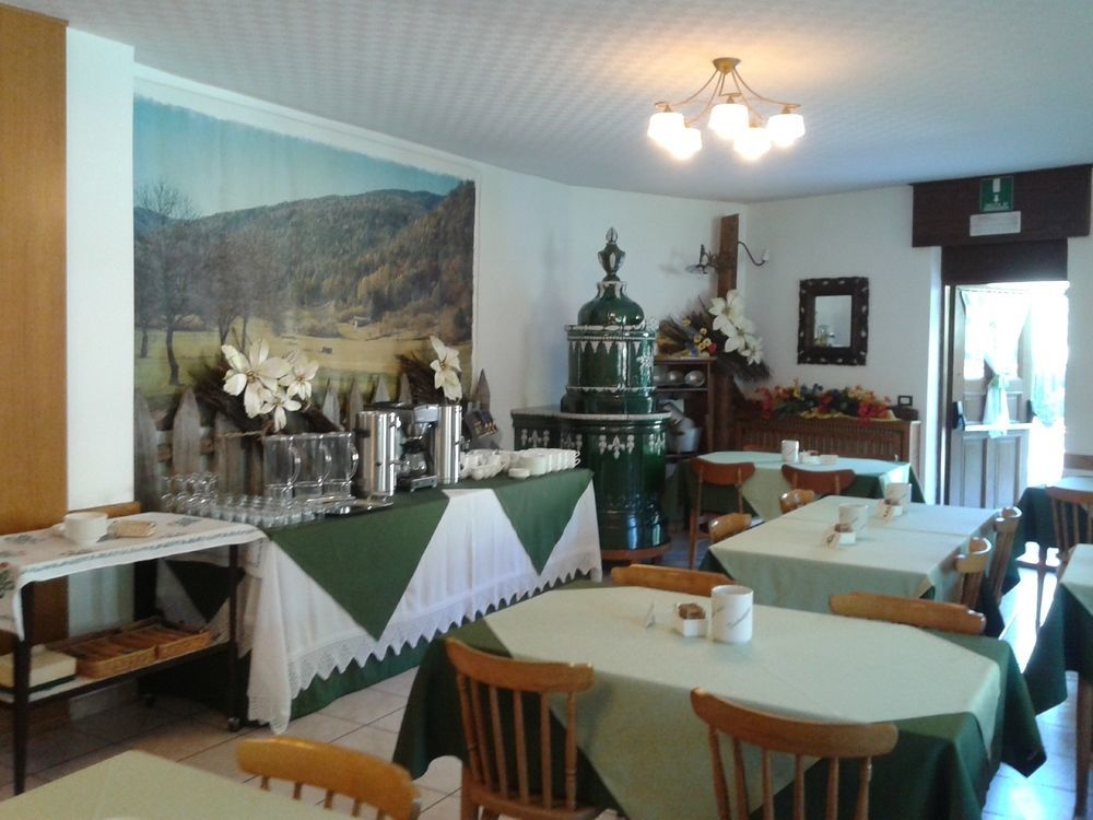 Albergo Garni Cavento ปินโซโล ภายนอก รูปภาพ