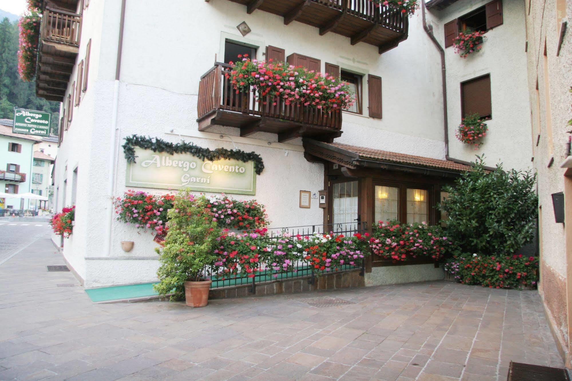 Albergo Garni Cavento ปินโซโล ภายนอก รูปภาพ